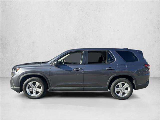 Used 2023 Honda Pilot LX image 9