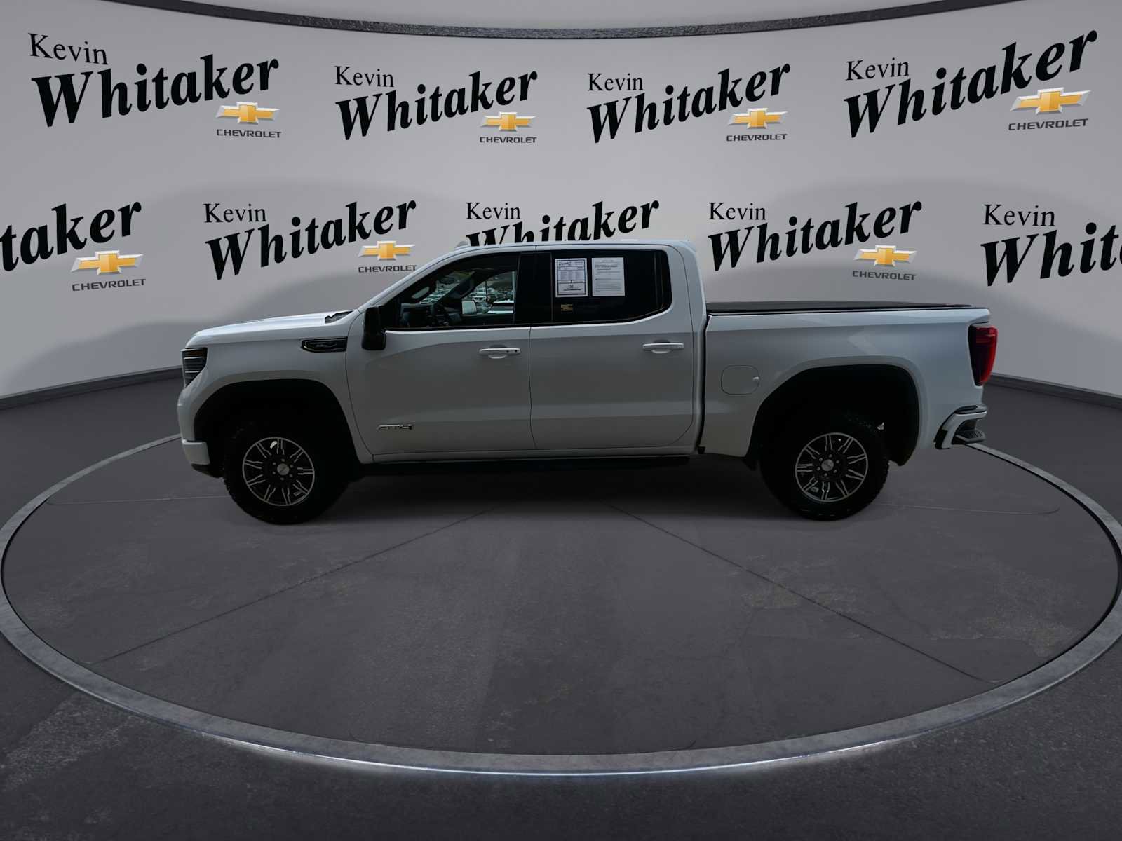 Certified 2024 GMC Sierra 1500 AT4 w/ Technology Package image 5