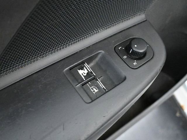 Used 2006 Volkswagen GTI 2.0T 2-Door image 18