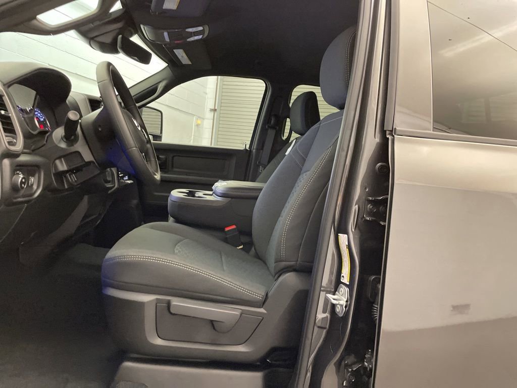 New 2026 RAM 3500 Tradesman image 16