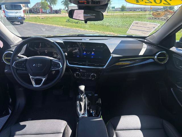 Used 2024 Chevrolet Trax ACTIV w/ Sunroof Package FWD image 20