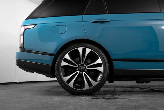 Used 2021 Land Rover Range Rover Autobiography Fifty Edition image 10