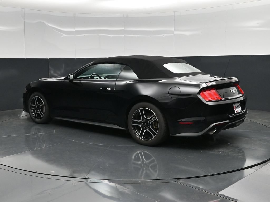Used 2022 Ford Mustang Premium RWD image 10