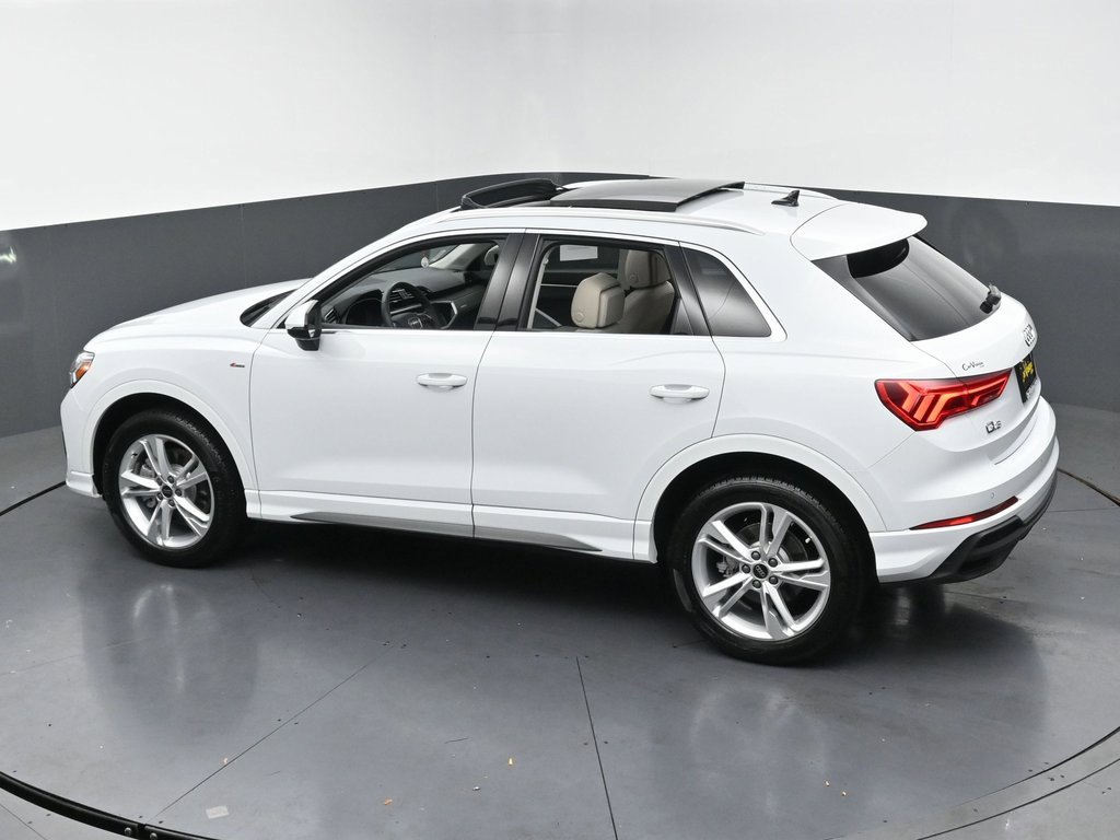 Used 2024 Audi Q3 2.0T Premium w/ Convenience Package image 53