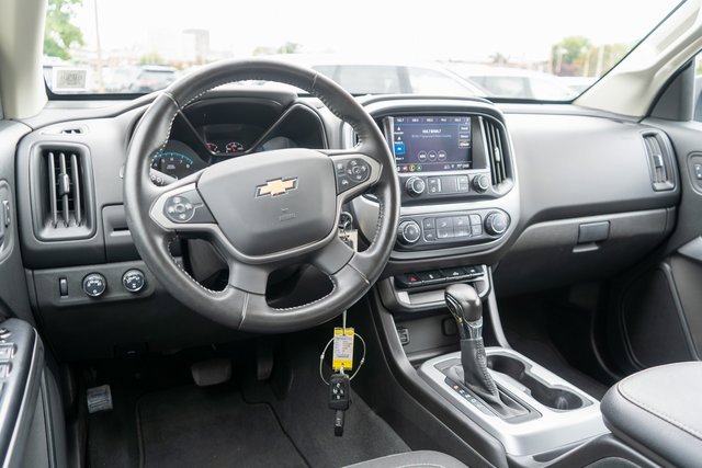 Used 2022 Chevrolet Colorado LT image 11