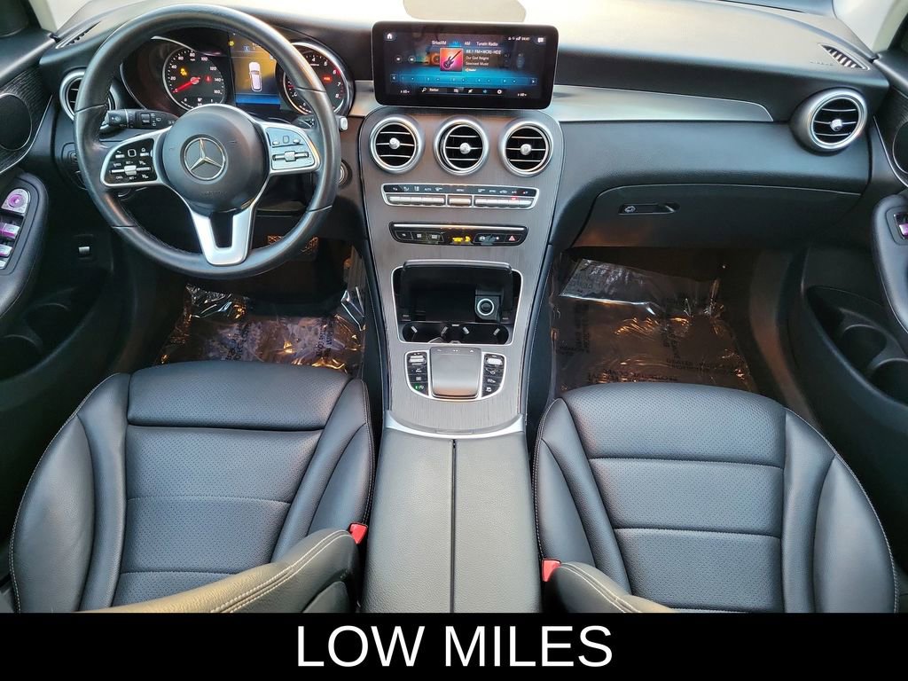 Used 2021 Mercedes-Benz GLC 300 w/ Premium Package image 2