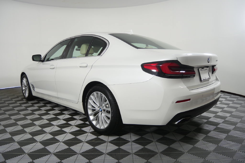 Used 2022 BMW 530i RWD image 3