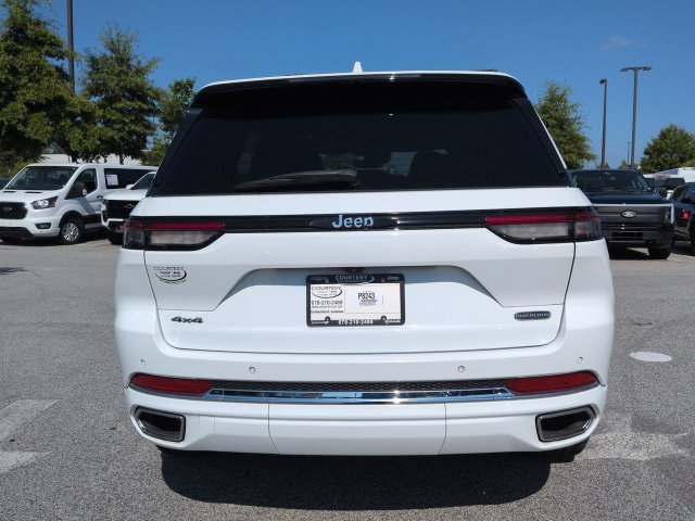 Certified 2022 Jeep Grand Cherokee Overland AWD/4WD image 5