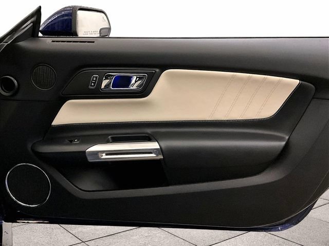 Used 2015 Ford Mustang 50 Years RWD image 23