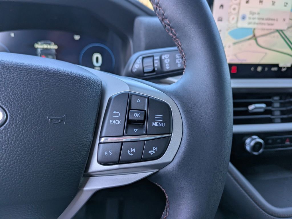 New 2026 Ford Explorer Active w/ Active Comfort Package image 31