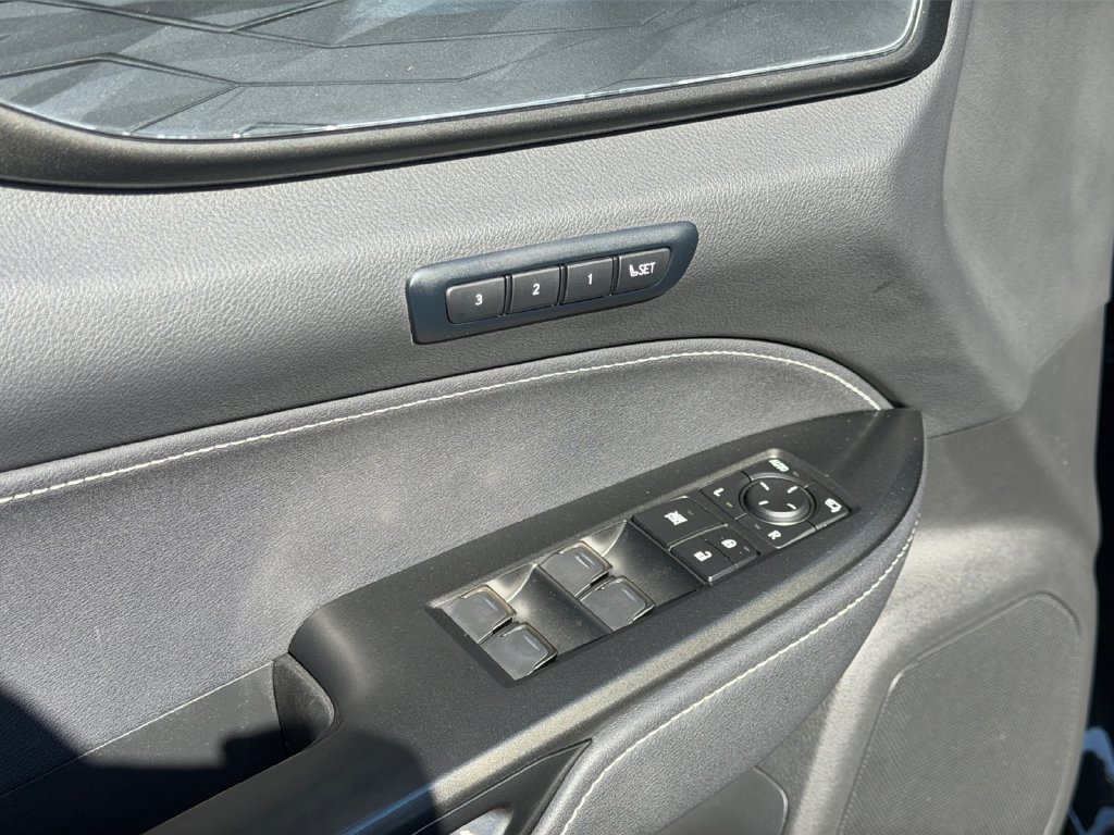 Certified 2025 Lexus NX 350 AWD w/ Premium Package image 14