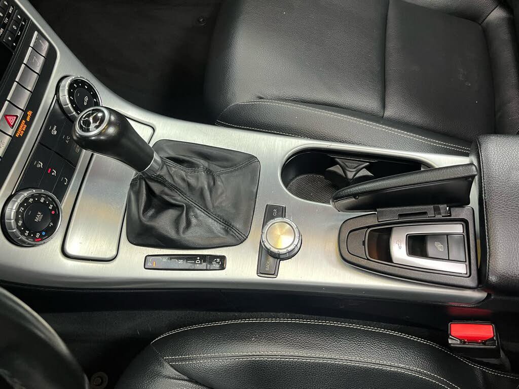 Used 2015 Mercedes-Benz SLK 250 w/ Premium Package image 25