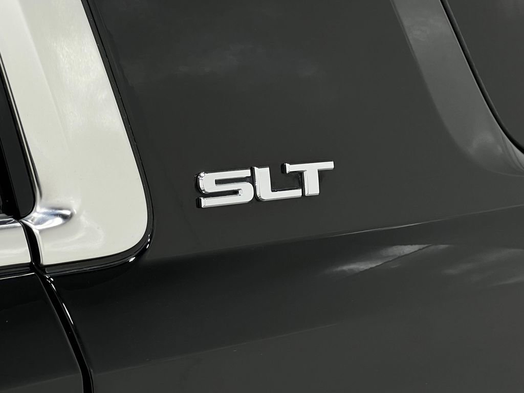 Used 2018 GMC Yukon SLT w/ Premium Edition image 49