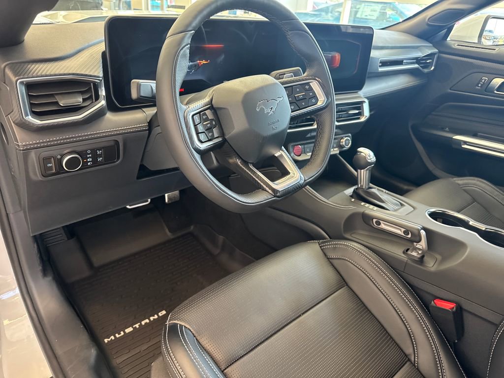 New 2026 Ford Mustang GT Premium w/ GT Performance Package RWD image 5