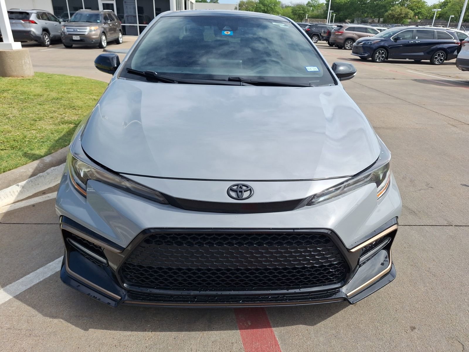 Used 2021 Toyota Corolla XSE image 9
