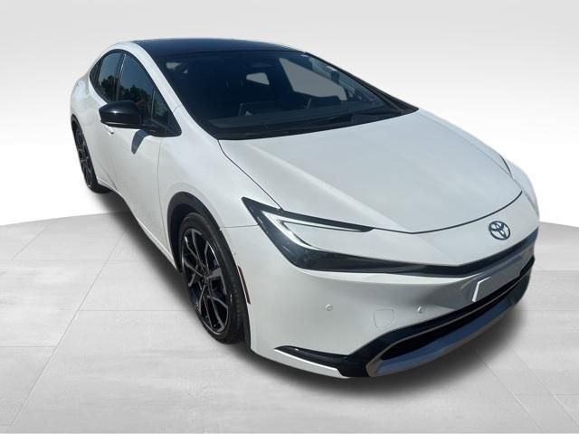 Used 2025 Toyota Prius Plug-In Hybrid w/ Limited Premium Package FWD image 9