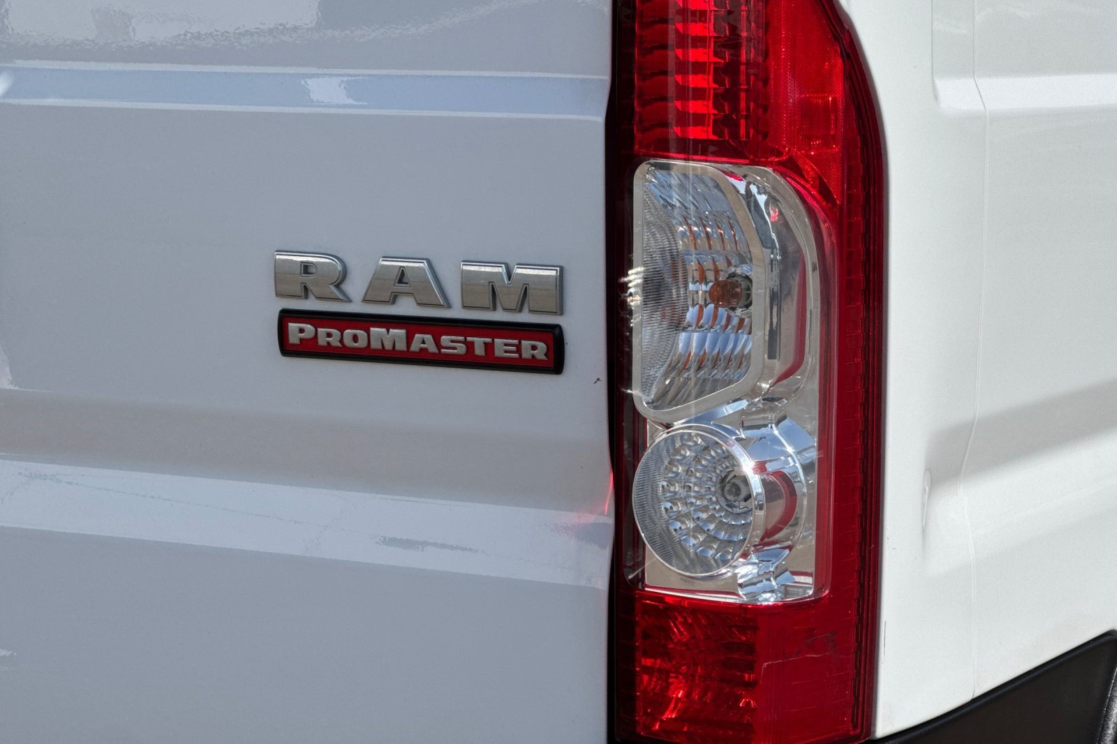 Used 2021 RAM ProMaster 2500 w/ Convenience Group FWD image 12
