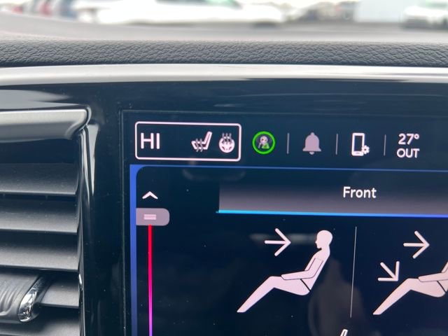 Used 2024 Chrysler Pacifica Touring-L image 26