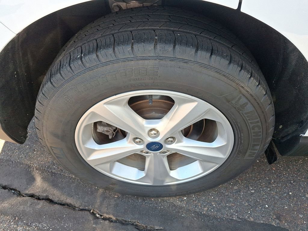 Used 2022 Ford Edge SE image 7