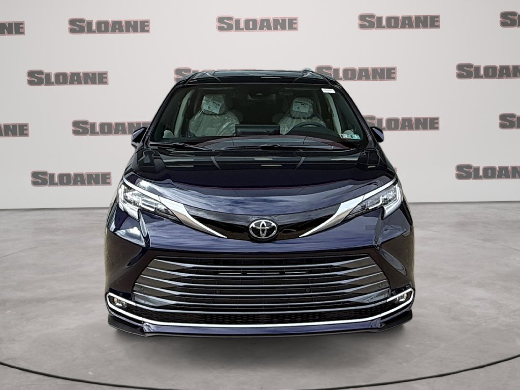 New 2026 Toyota Sienna Limited AWD/4WD image 8