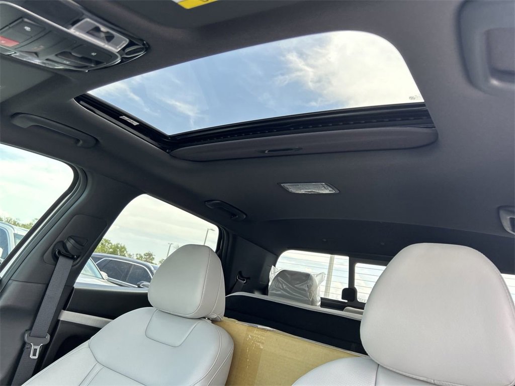 New 2025 Hyundai Santa Cruz SEL image 23