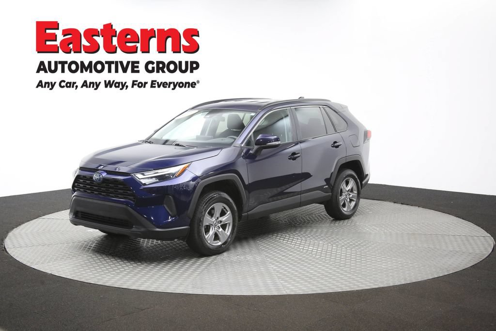 Used 2024 Toyota RAV4 XLE AWD/4WD image 54