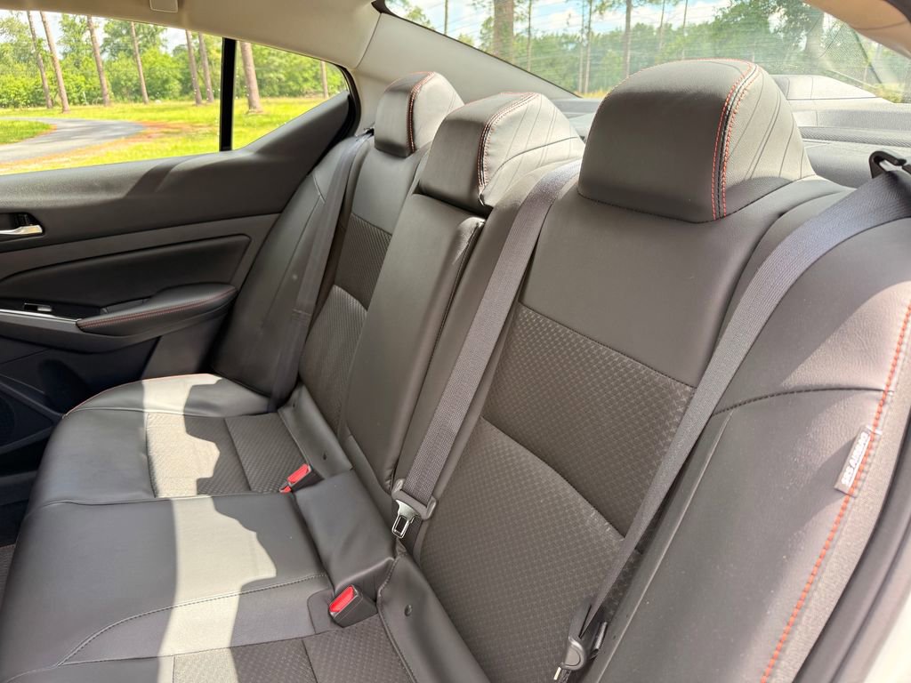 Used 2025 Nissan Altima 2.5 SR AWD/4WD image 28