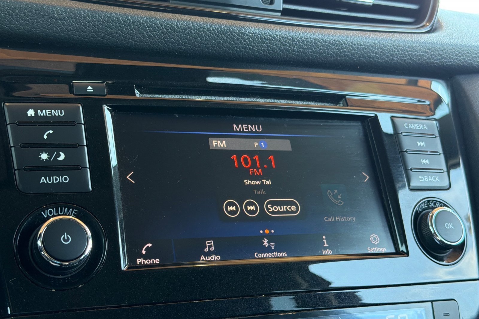 Used 2020 Nissan Rogue SV FWD image 20