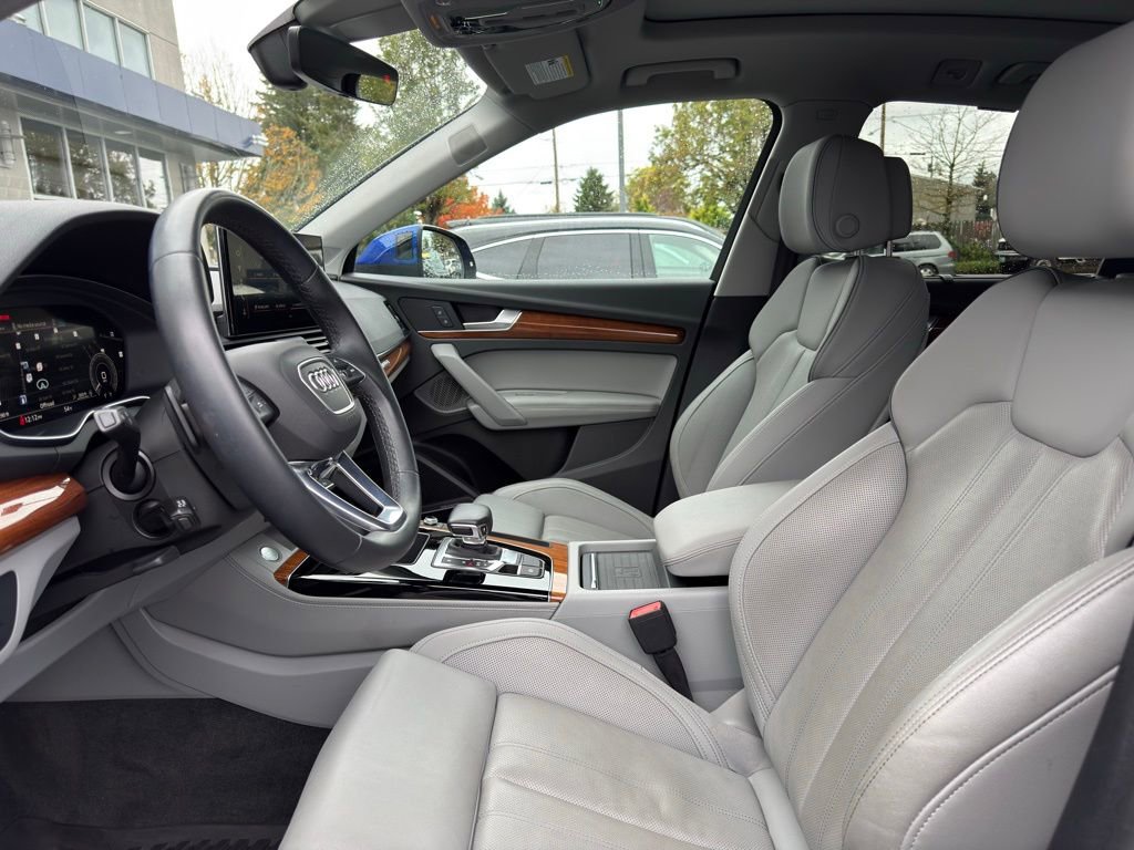 Used 2021 Audi Q5 e Premium Plus image 12
