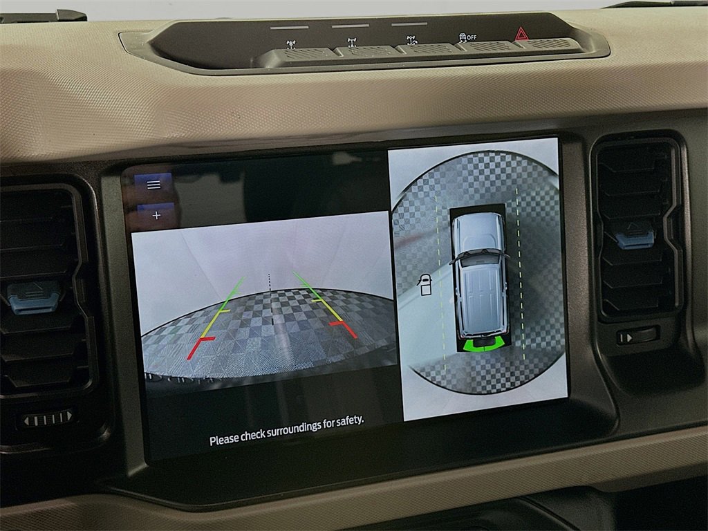 Used 2022 Ford Bronco Wildtrak image 16