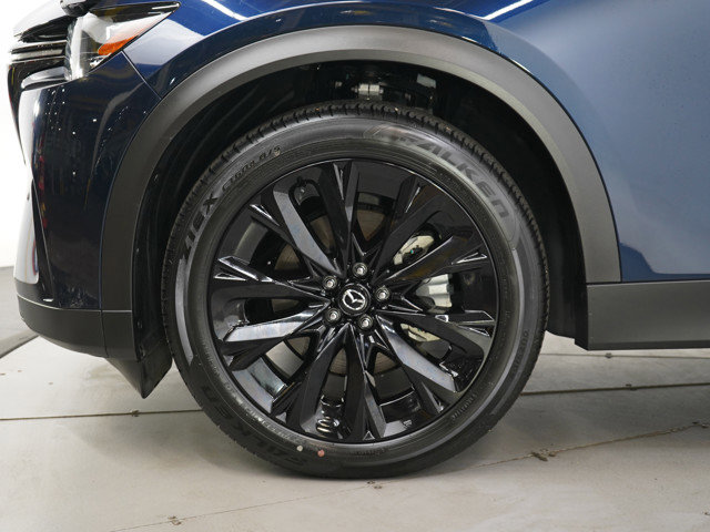 Certified 2025 MAZDA CX-90 Plug-In Hybrid w/Premium Sport image 33