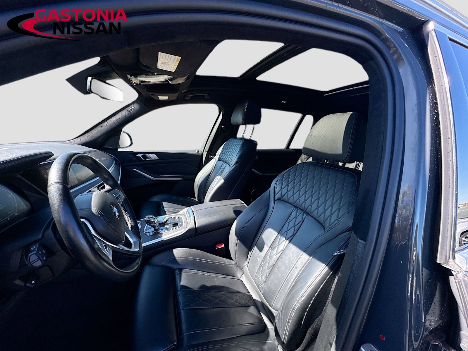 Used 2021 BMW X7 xDrive40i w/ Executive Package image 29