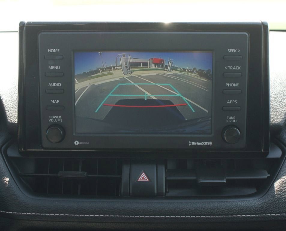 Used 2022 Toyota RAV4 LE FWD image 7