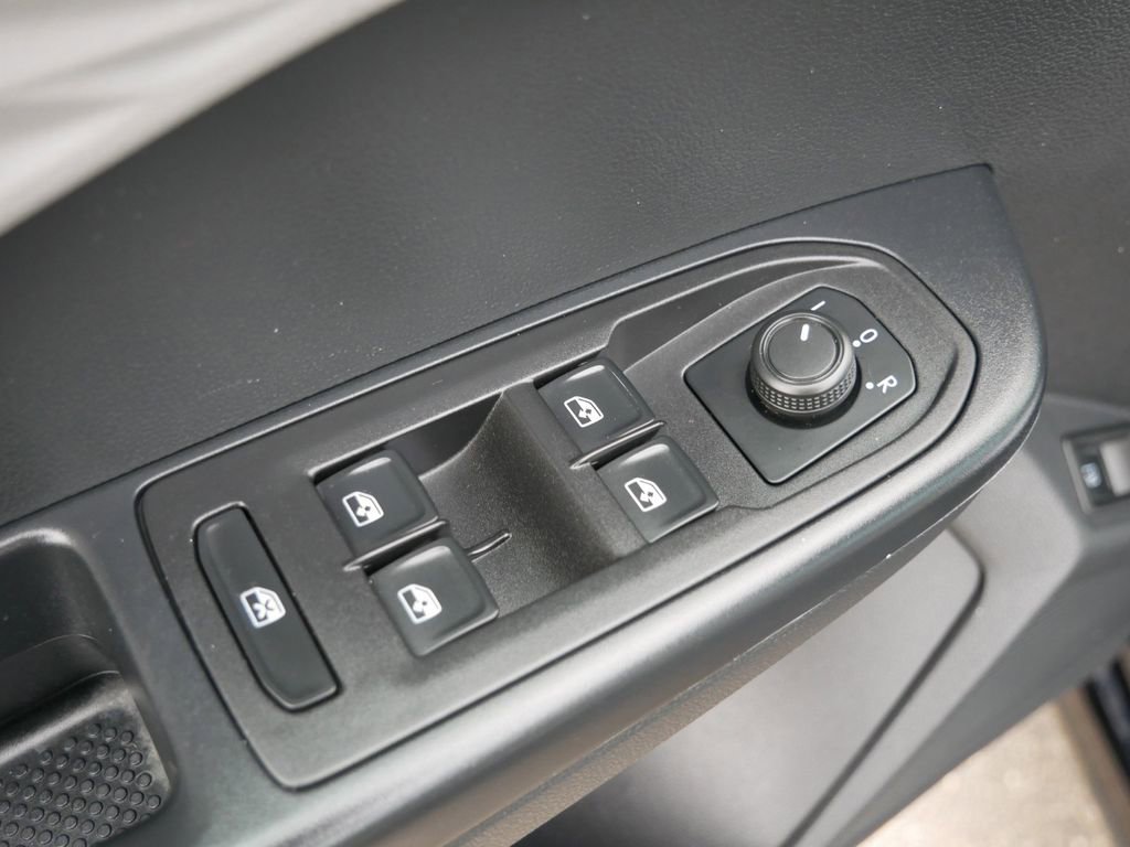 Used 2024 Volkswagen Taos S image 16