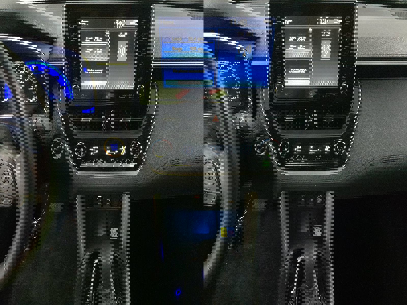 Used 2022 Toyota Corolla Cross XLE w/ Convenience Package image 11