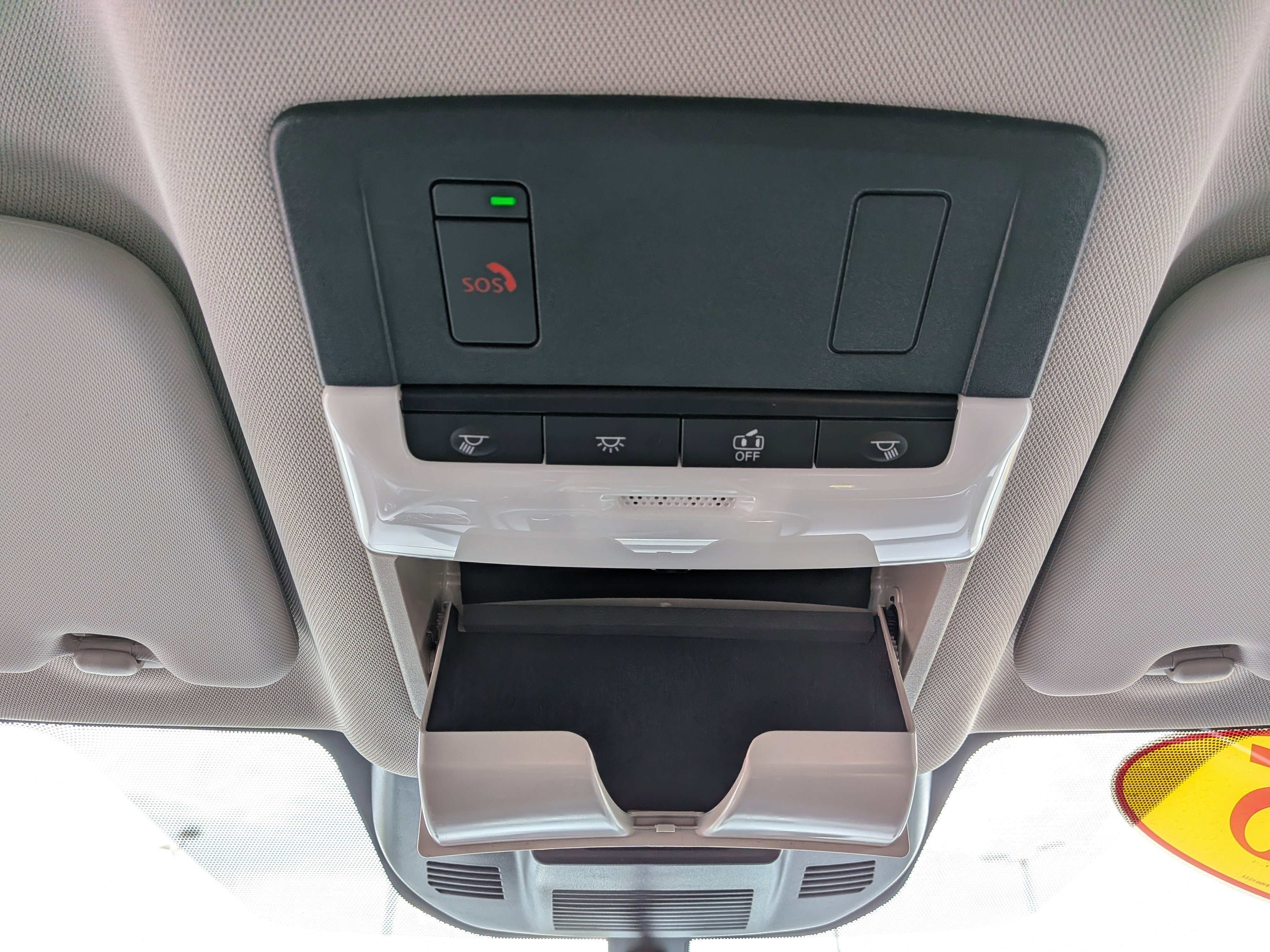 Used 2025 Nissan Rogue SV AWD/4WD image 33
