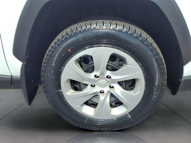 Certified 2023 Toyota RAV4 LE FWD image 26