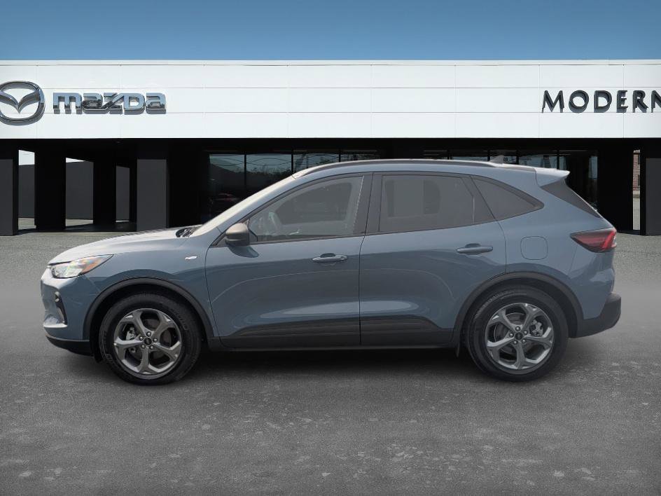 Used 2025 Ford Escape ST-Line image 8