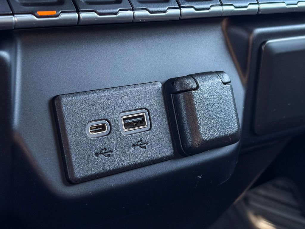 Certified 2021 Chevrolet Silverado 1500 LT image 33