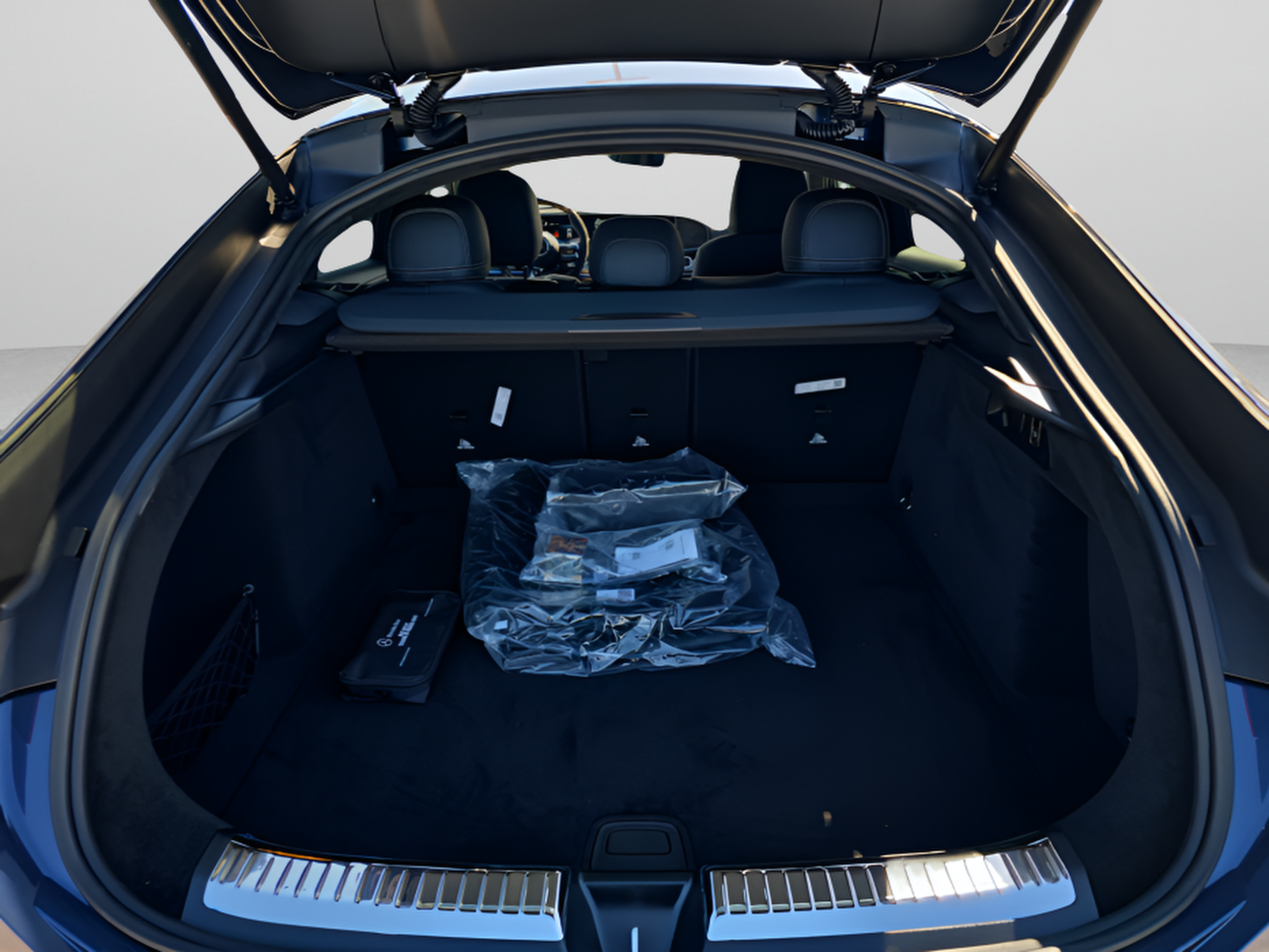 New 2026 Mercedes-Benz GLE 63 AMG S image 32