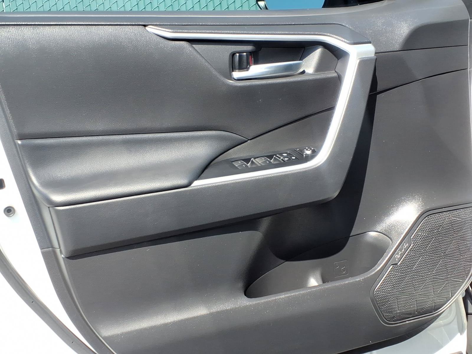 Used 2023 Toyota RAV4 XLE Premium FWD image 20