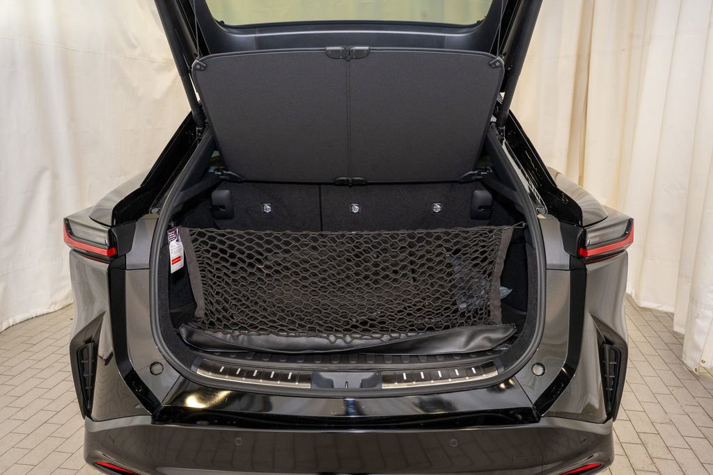 Used 2026 Lexus RZ 350e 2WD w/ Convenience Package image 5