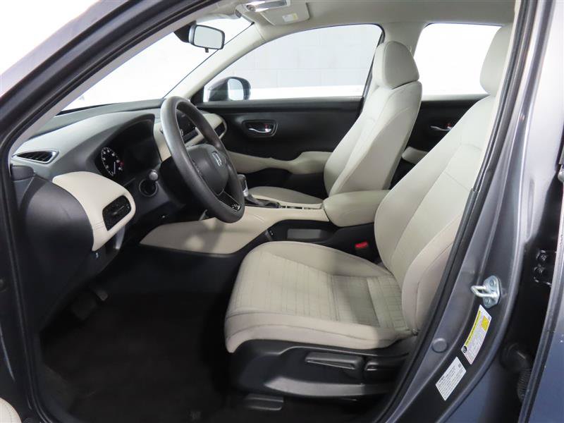 Used 2025 Honda HR-V LX image 16