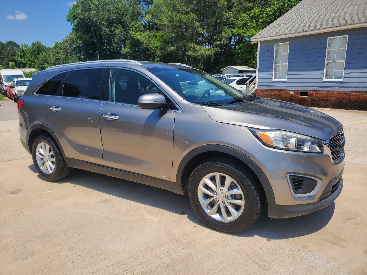 Used 2016 Kia Sorento AWD image 3