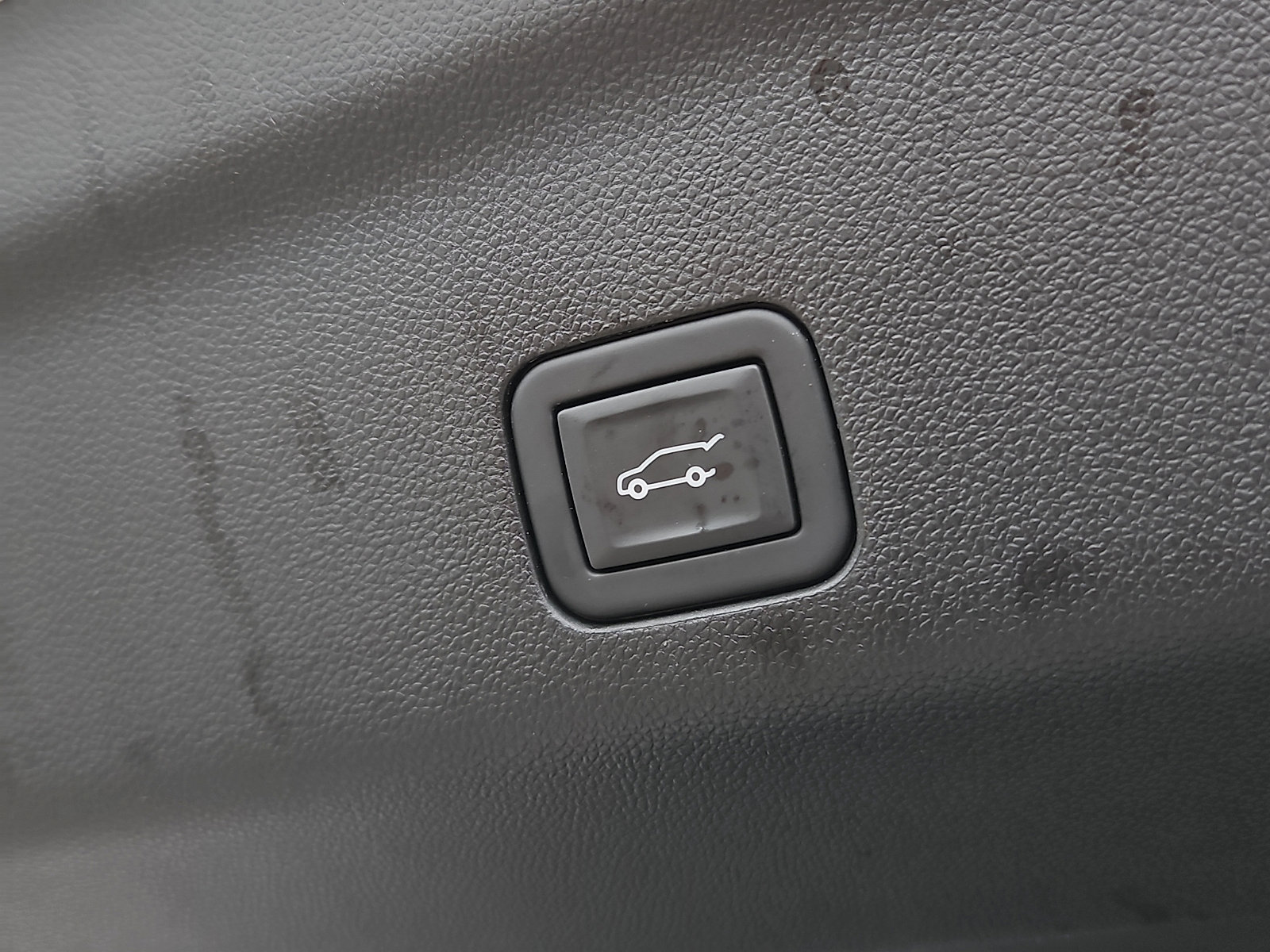 Certified 2024 GMC Yukon XL SLT image 29