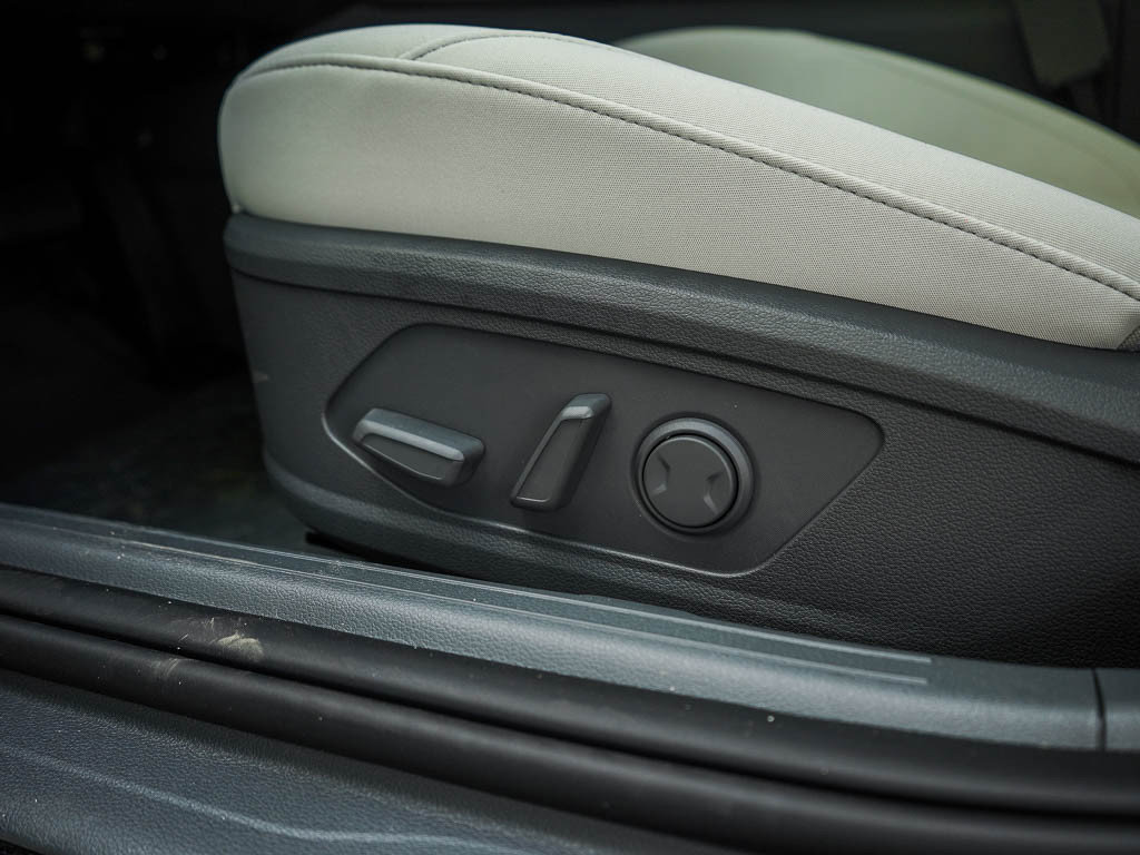 New 2026 Hyundai Sonata SEL AWD/4WD image 18