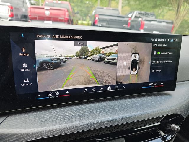 Used 2025 BMW 430i Convertible w/ Premium Package RWD image 24