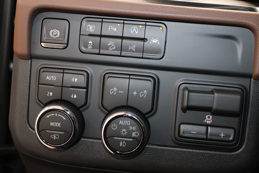 New 2026 Chevrolet Tahoe High Country AWD/4WD image 41