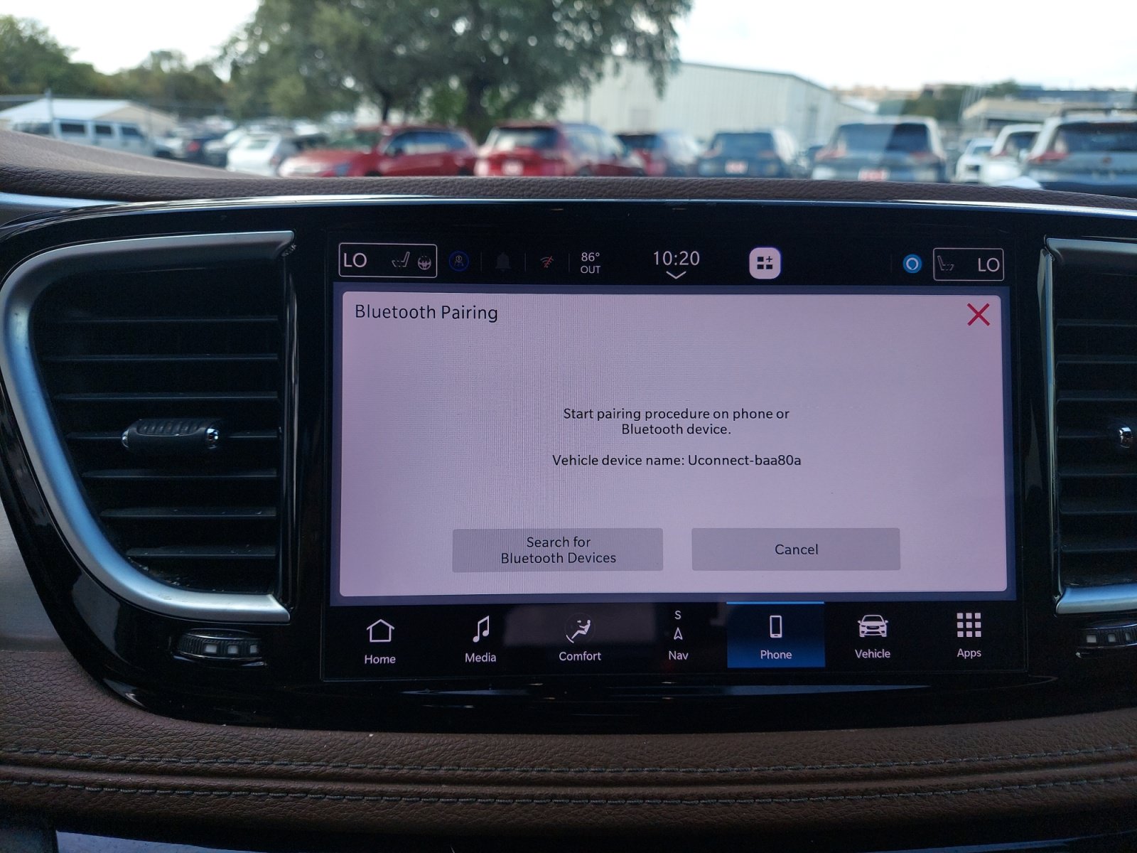 Used 2021 Chrysler Pacifica Limited w/ Uconnect Theater Family Group AWD/4WD image 16