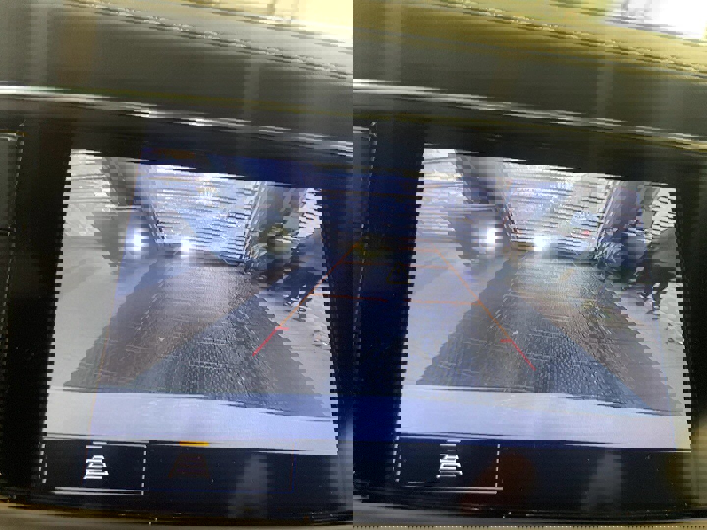 Used 2022 Buick Enclave Essence w/ Experience Buick Package image 11